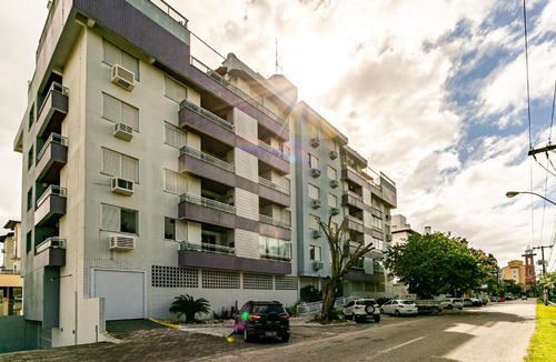 Jurere Apartment | Apto para 4 pessoas em Jurerê internacional SBS111