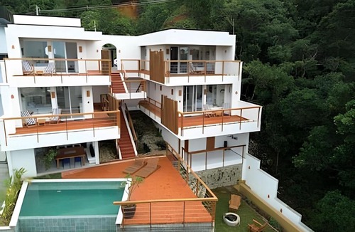 Governador Celso Ramos House | Artha Home Spa