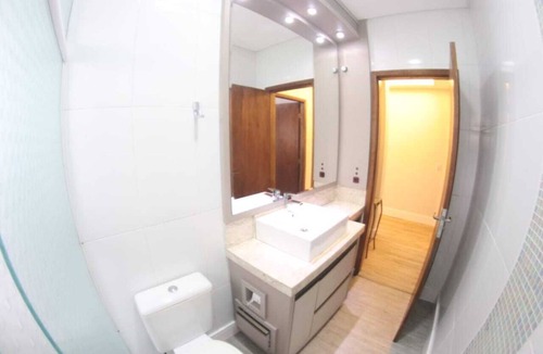 Penha Apartment | B. Carrero and the Beach! Luxury Central Room for 8 People!