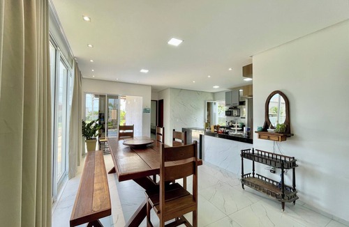 Pecém House | Beach house in a beachfront condominium with 3 en-suite bedrooms, Wi-Fi.