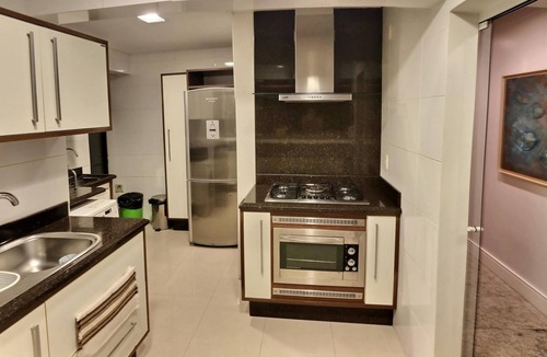 Barra Sul Apartment | Beachfront apartment with daily cleaning service.