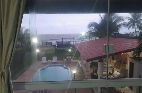 Vera Cruz Condo | Beachfront paradise with 13 bedrooms