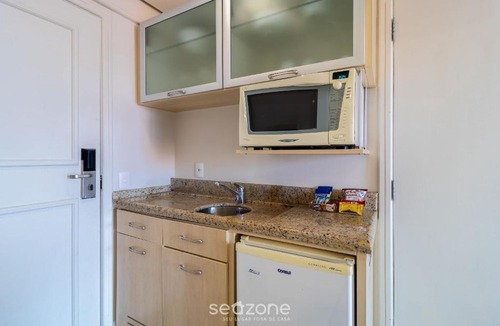 Jurere Apartment | Beachfront resort studio in Jurerê JBV265