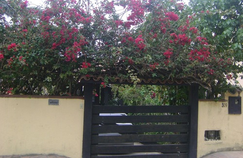 Praia Grande House | Beautiful and Comfortable House for up to 15 People in Arraial do Cabo (Location: Vacation Rental)