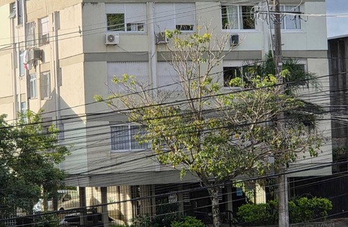 Partenon Apartment | Beautiful apartment in Porto Alegre with a great location.