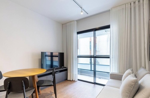 Bigorrilho Apartment | Beautiful Apartment in Curitiba Wsh0208
