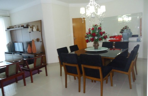 Algodoal Apartment | Beautiful beachfront apartment
