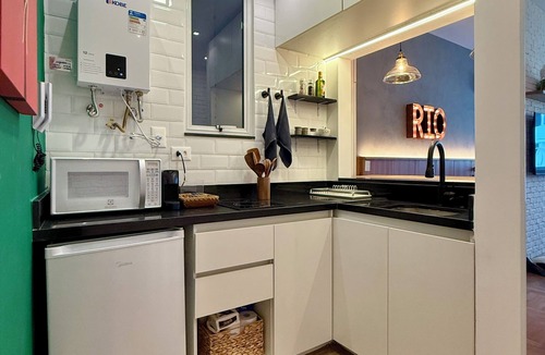 Copacabana Apartment | Beautiful, fully furnished loft, close to the beach and subway.
