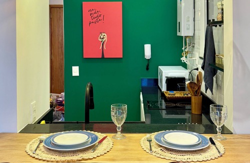 Copacabana Apartment | Beautiful, fully furnished loft, close to the beach and subway.