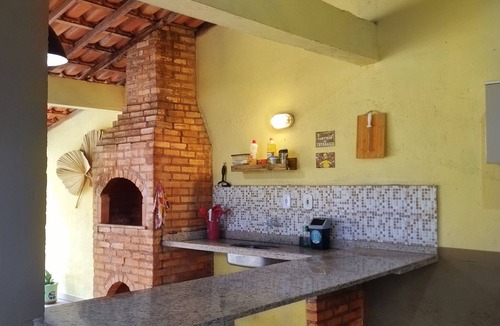 Sao Jose House | Beautiful house with barbecue, gourmet area, garage, 4 minutes from the beaches of Buzios.