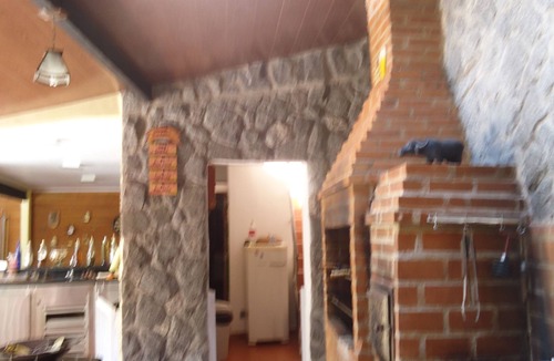 Arraial do Cabo House | Beautiful house with 4 suites, swimming pool, games room with billiards, etc., balconies and flowers.