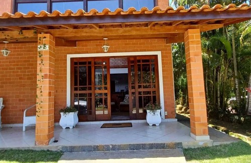 Praia do Pauba House | Beautiful house in a gated community on Paúba beach.
