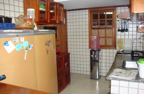 Manguinhos House | Beautiful house with garage 250m from Geriba beach