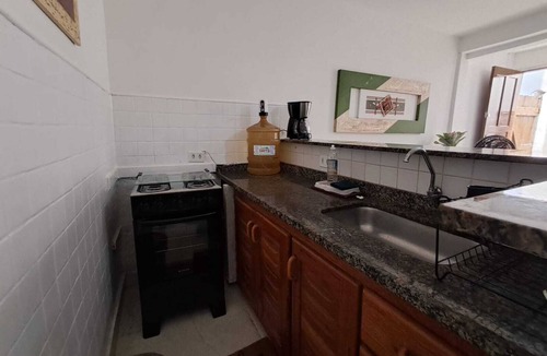 Porto Belo House | BEAUTIFUL IMPERIAL HOUSE A FEW METERS FROM MANGUINHOS BEACH AND MULTIPLE BUSINESSES