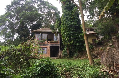 Saco Grande House | Beautiful loft house surrounded by nature for vacation rental.