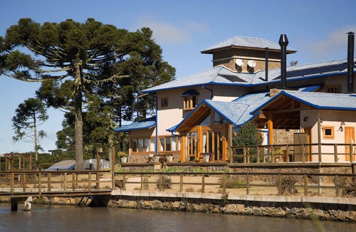 Urupema Cottage | Beautiful mansion with 5 suites and a swimming pool in the Serra Catarinense region.