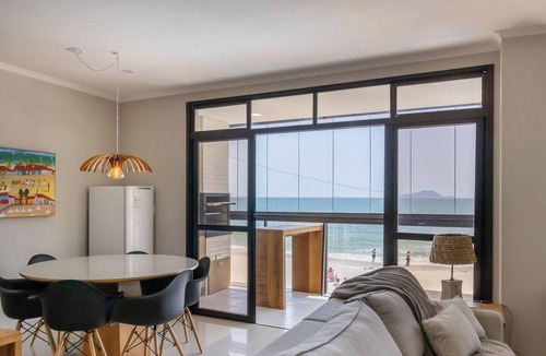 Ingleses Sul Apartment | Beautiful Seaside Apartment With Barbecue Rig0102