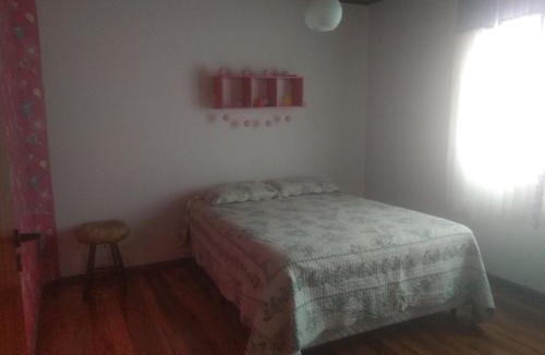 Vila Britania House | Belíssima e aconchegante casa em Campos do Jordão