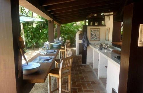Praia Vermelha House | Best house on the best beach in Ubatuba, in a gated community.