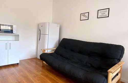 Balvanera Apartment | Bright studio in Congreso | Historic Av. de Mayo, Av. Corrientes theaters, health centers & Shopping Tour