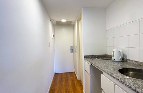 Balvanera Apartment | Bright studio in Congreso | Historic Av. de Mayo, Av. Corrientes theaters, health centers & Shopping Tour