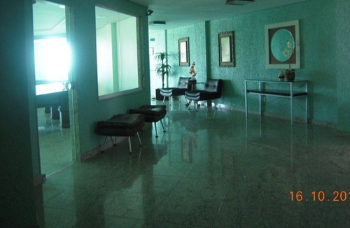 Guarapari Apartment | Building facing elegant Bacutia beach (Blue Cove)