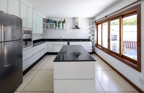 Village da Ferradura Villa | Buz049 - Great 8 bedroom house near Ferradura beach