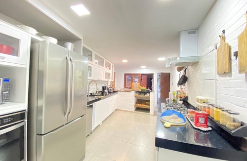 Marina House | Buzios - Luxury, Pool and Boat at the Door
