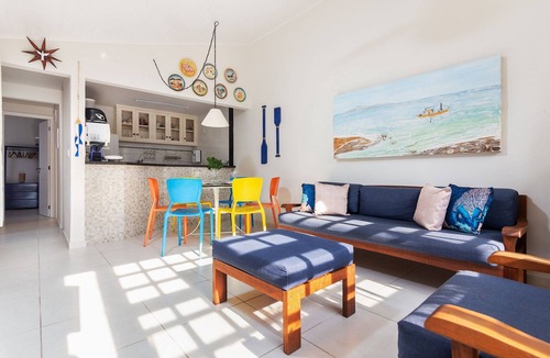 Buzios House | Bz29 Geribá! 300 m from the beach, house in a gated community!