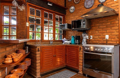 Porto Belo House | Bz46 300 meters from the beach! House with 4 suites!