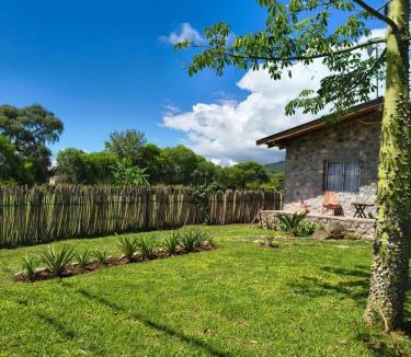 Chicoana House | Cabañas 2TIERRAS