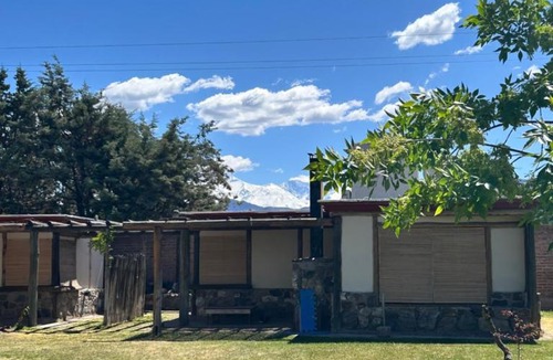 Vistalba House | Cabañas del Pasaje