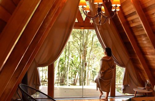 Santa Helena Ski Chalet | Cabana com lareira, hidro, cavalos e piscina