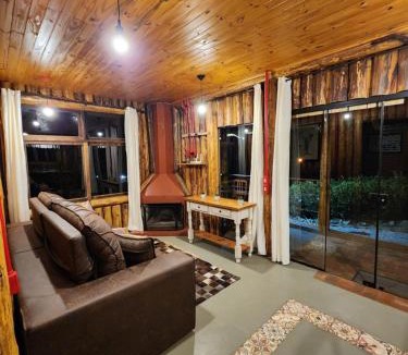 Campo Alegre Ski Chalet | Cabana da Avenquinha