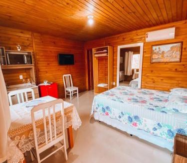 Santo Amaro da Imperatriz Cabin | cabanasbomjesus