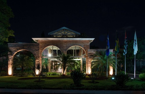 Limeira Hotel | Carlton Suítes Limeira