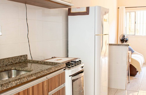 Tupi House | Casa aconchegante c churrasqueira à 400m da praia