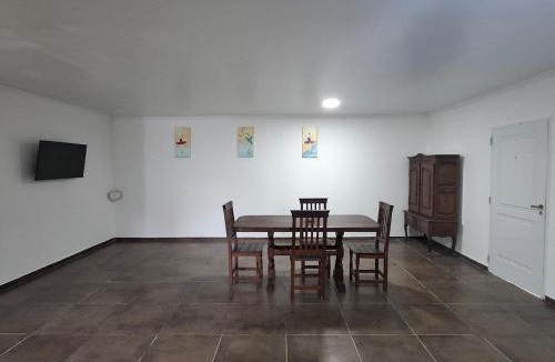 Province of Chaco House | casa amplia 2 habitaciones para 4 personas