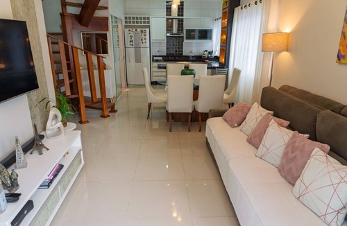 Caraguatatuba House | Casa c Churrasqueira a 350m da Praia de Massaguaçu