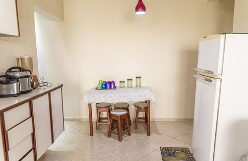 Itanhaem House | Casa c Wi-Fi, piscina e churrasqueira em Itanhaém