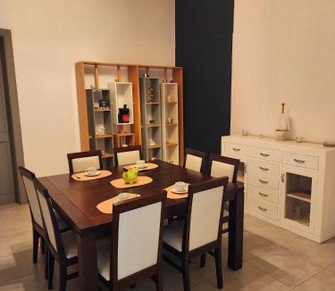 Corrientes House | Casa centrica, cómoda y amplia