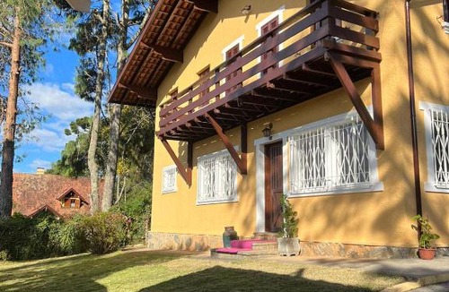 Campos do Jordao House | Casa centro do Capivari