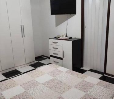 Coloninha House | Casa com área gourmet completa