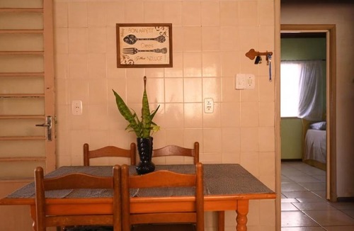 Santa Rosa House | Casa com 3 quartos Wi fi e Quintal no Centro