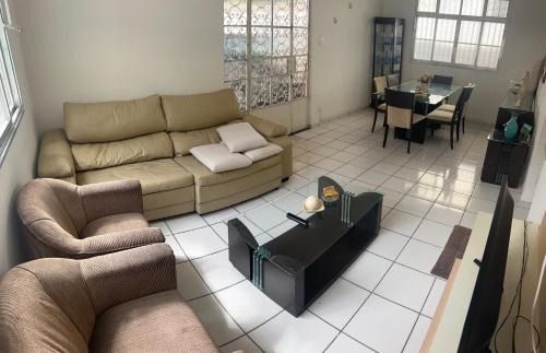 Sao Lourenco House | Casa com Ar condicionado a 50m da praia de Riviera