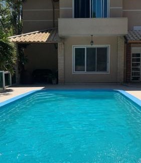 Vargem do Bom Jesus House | Casa com piscina e churrasqueira perto das praias