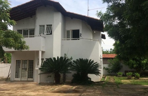 Teresina House | casa com piscina e churrasqueira