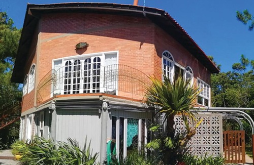 Garopaba House | Casa com vista para Lagoa na Praia da Barra