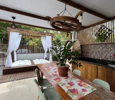 Mariscal House | Casa Completa Com Jacuzzi Entre Duas Praias
