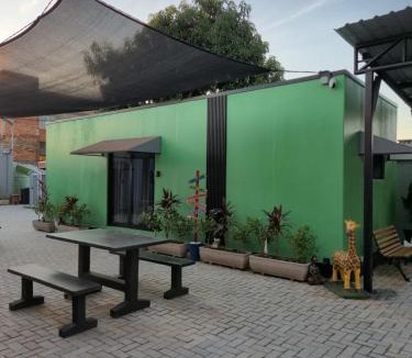 Foz do Iguacu House | Casa Container Natureza Concept